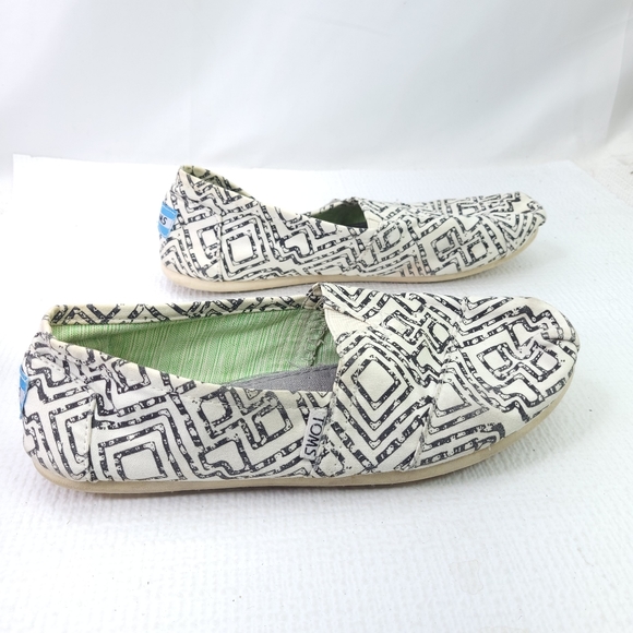 Toms Alpagata Aztec Print Slip On Flats Wrap Style Lightweight Shoes Size 8.5 - Picture 2 of 7